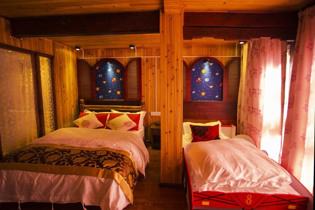 Hotel Secret Garden Lijiang  Zimmer foto