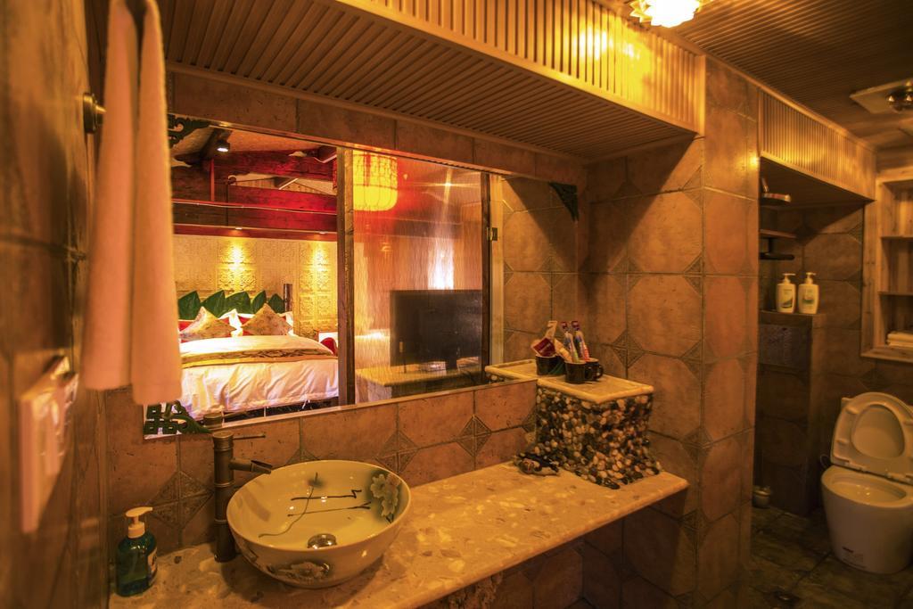 Hotel Secret Garden Lijiang  Zimmer foto